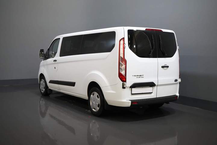 Ford Transit Custom Personentransporter 2.0 TDCI 130 PS L2 € 33.207 inkl. MwSt./BPM Combi/ Kombi/ Cruise/ Kamera/ PDC V+A/ Airco