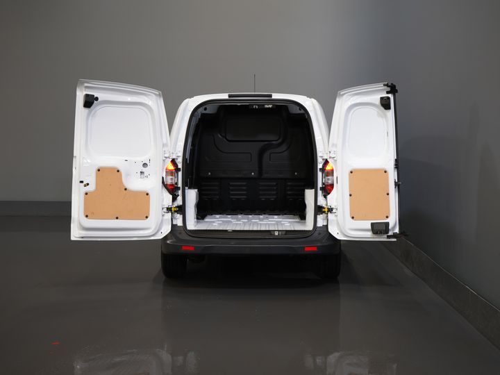 Ford Transit Courier Furgoneta 1.0 BENZINE 100 CV Concesionario Revisado/ Airco/ DAB/ Bluetooth