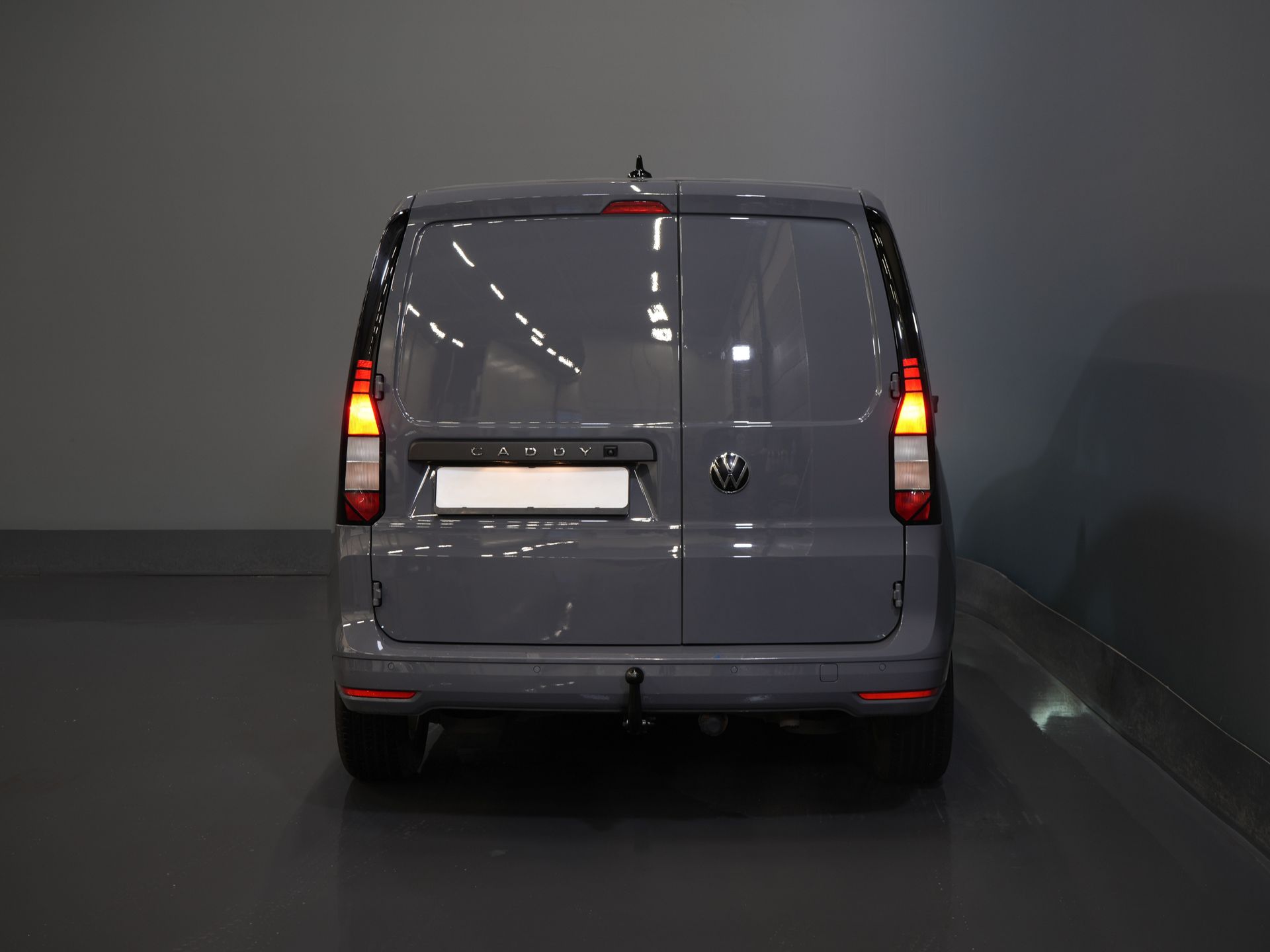 Volkswagen Caddy Cargo Van 2.0 TDI 125 ch BPM GRATUIT ! LED/ Carplay/ Sièges / Croisière/ Airco/ Caméra/ PDC/ LMV/ Attelage