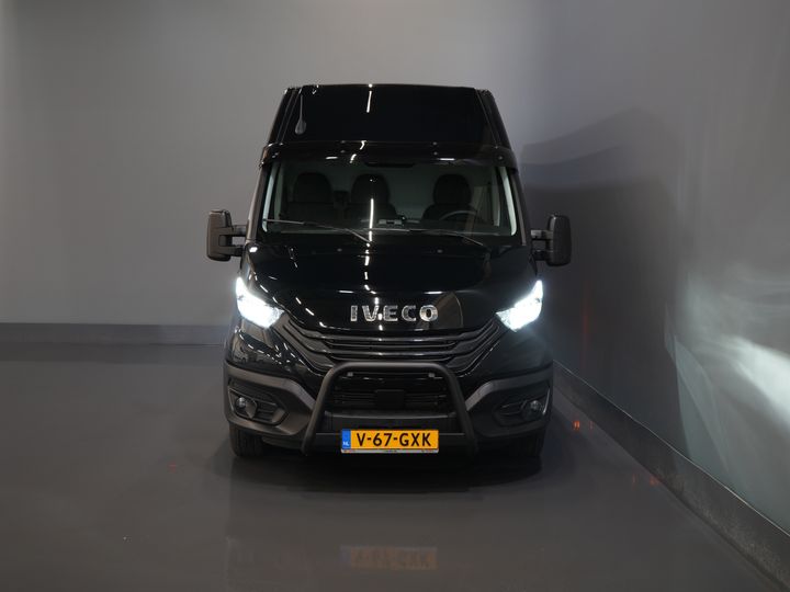 Iveco Daily Bestelbus 35S18 3.0 180 pk Aut. L2H2 BPM VRIJ 3.5t Trekverm./ Adapt. Cruise/ LED/ Carplay/ 270Gr.Deuren/ Climate/ Gev. Stoel/ LED/ Camera/
