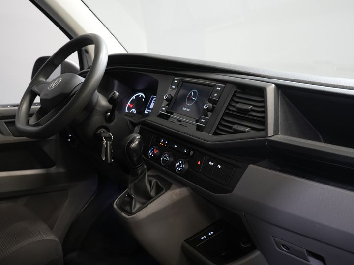 Volkswagen Transporter Van 2.0 TDI 150 к.с. DSG Aut. L2 Carplay/ 2x зсувні двері/ Підігрів сидінь/ Кондиціонер/ Круїз/ PDC V+A/ Буксирувальний гак