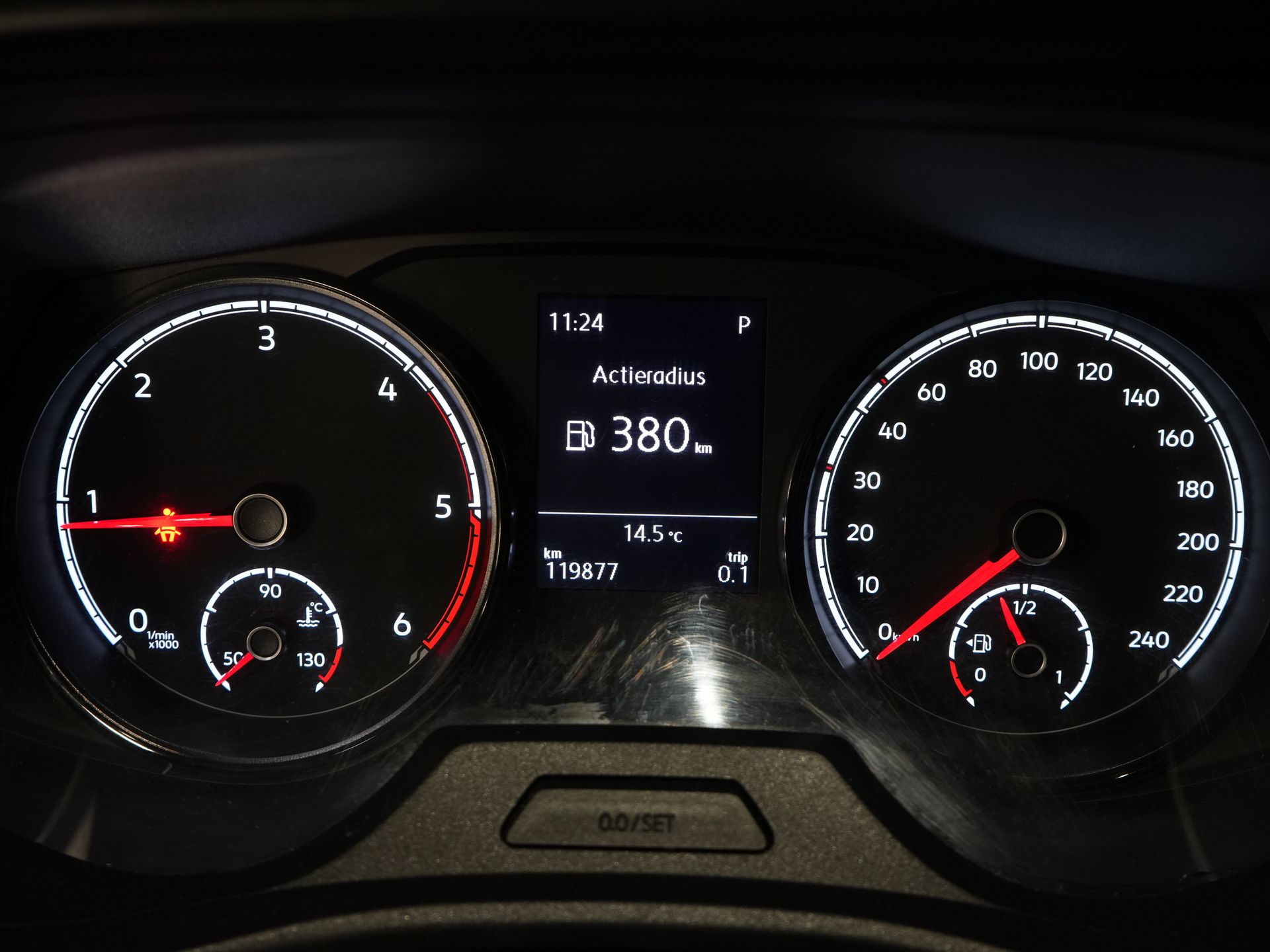 Volkswagen Transporter Van 2.0 TDI 150 к.с. DSG Aut. L2 Carplay/ 2x зсувні двері/ Підігрів сидінь/ Кондиціонер/ Круїз/ PDC V+A/ Буксирувальний гак