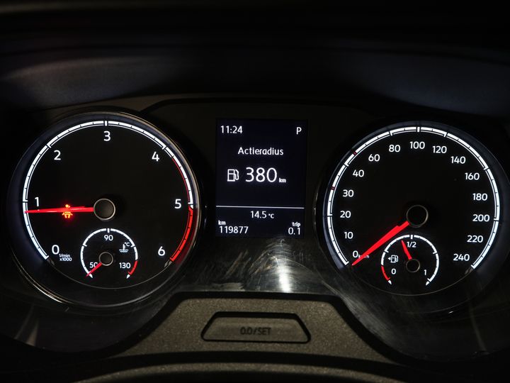 Volkswagen Transporter Van 2.0 TDI 150 к.с. DSG Aut. L2 Carplay/ 2x зсувні двері/ Підігрів сидінь/ Кондиціонер/ Круїз/ PDC V+A/ Буксирувальний гак