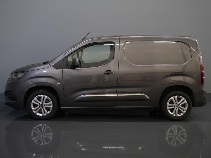 Toyota PROACE CITY Van 1.2 Turbo 130 KM Aut. BENZYNA 3OS./ Ogrzewanie foteli/ Klimatyzacja/ Keyless/ Carplay/ Cruise/ PDC/ Hak holowniczy