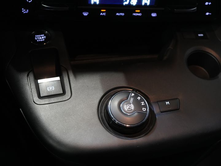 Toyota PROACE CITY Van 1.2 Turbo 130 KM Aut. BENZYNA 3OS./ Ogrzewanie foteli/ Klimatyzacja/ Keyless/ Carplay/ Cruise/ PDC/ Hak holowniczy