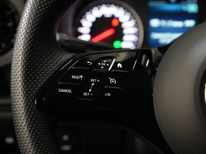 Mercedes-Benz Vito Bestelbus 119 CDI Aut. L3 LED/ 2.5t Trekverm./ 270Gr.Deuren/ Stoelverw./ Carplay/ Camera/ Trekhaak/ Cruise/ PDC/ DAB