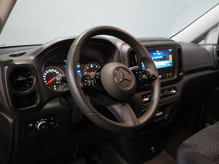 Mercedes-Benz Vito Bestelbus 119 CDI Aut. L3 LED/ 2.5t Trekverm./ 270Gr.Deuren/ Stoelverw./ Carplay/ Camera/ Trekhaak/ Cruise/ PDC/ DAB