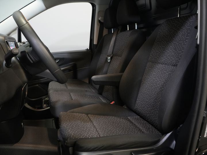 Mercedes-Benz Vito Bestelbus 119 CDI Aut. L3 LED/ 2.5t Trekverm./ 270Gr.Deuren/ Stoelverw./ Carplay/ Camera/ Trekhaak/ Cruise/ PDC/ DAB
