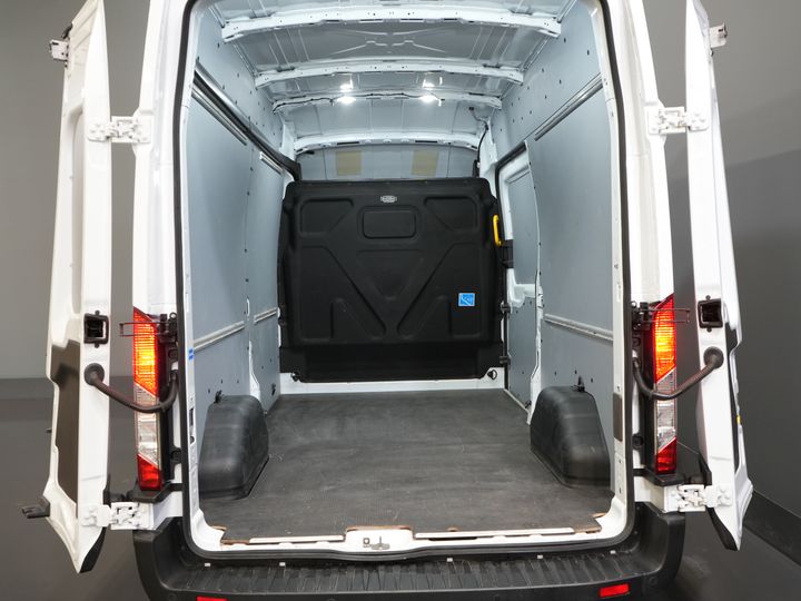 Ford Transit Bestelbus 350 2.0 TDCI 130 pk L3H3 Adapt.Cruise/ 360 Camera/ 270Gr.Deuren/ Stoelverw./ Navi/ Carplay/ PDC/ Climate