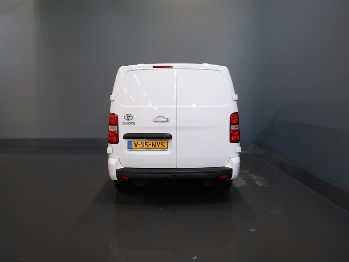 Toyota ProAce Worker Bestelbus 2.0 Aut. L2 Adapt.Cruise/ Headup/ Standkachel/ Stoelverw/ Keyless/ Carplay/ Navi/ Camera/ PDC/ LMV/ Climate/ Trekhaak