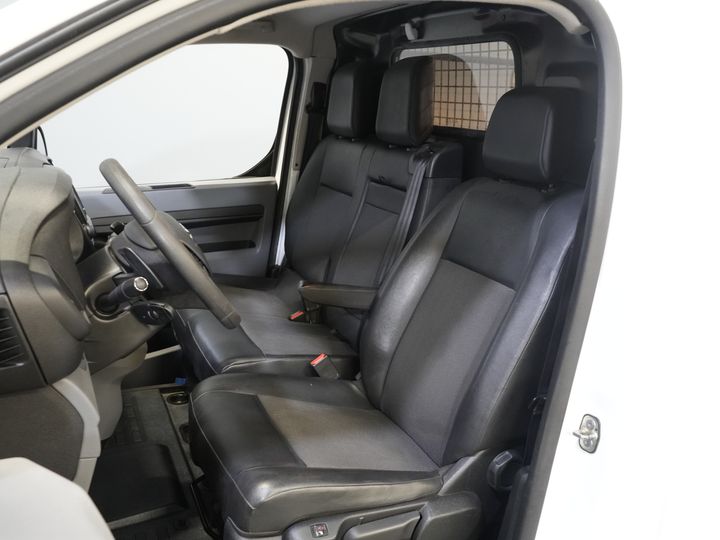 Toyota ProAce Worker Bestelbus 2.0 Aut. L2 Adapt.Cruise/ Headup/ Standkachel/ Stoelverw/ Keyless/ Carplay/ Navi/ Camera/ PDC/ LMV/ Climate/ Trekhaak