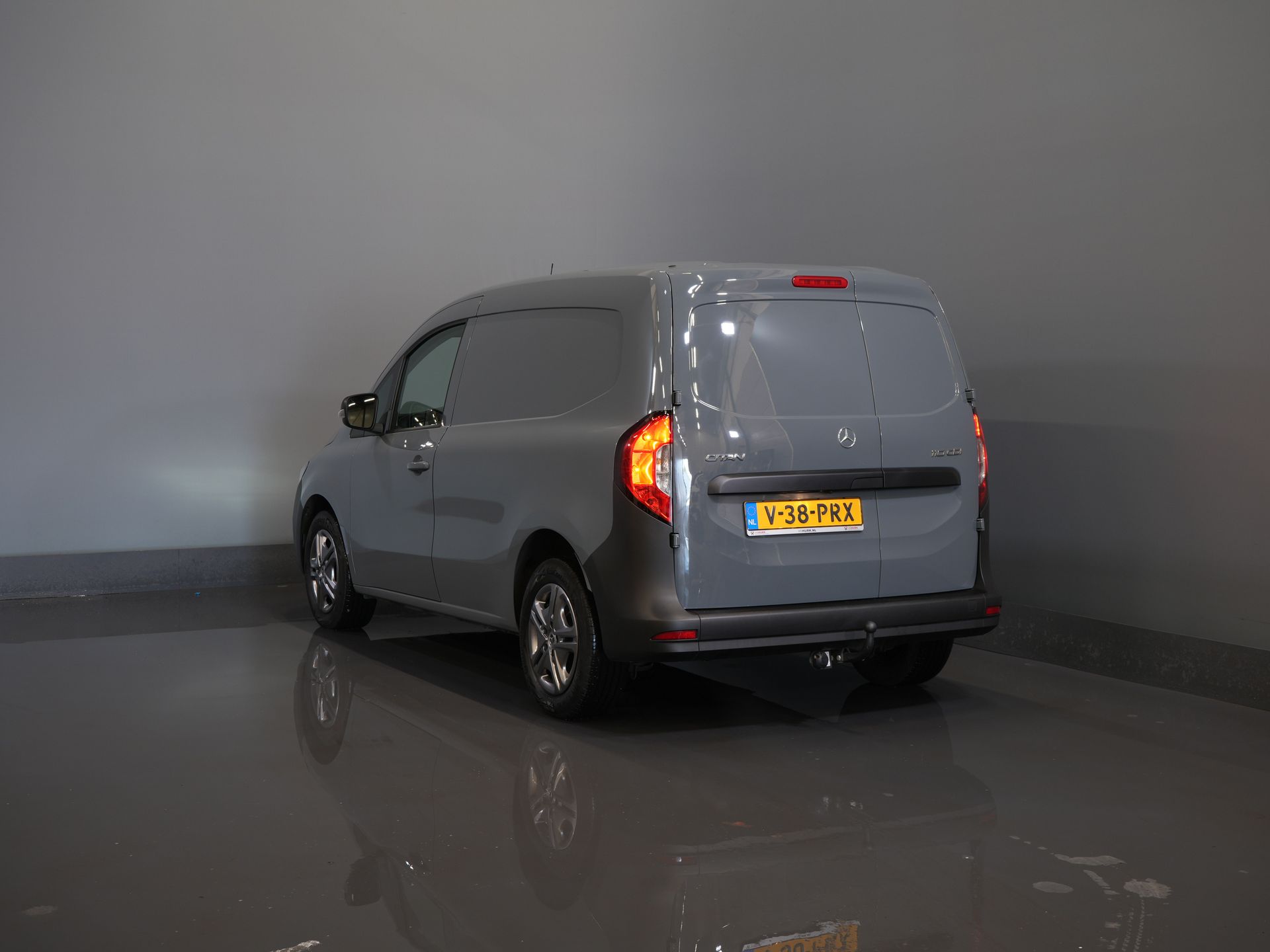 Mercedes-Benz Citan Bestelbus 110 CDI Aut. Stoelverw./ Carplay/ Cruise/ Camera/ Trekhaak/ DAB