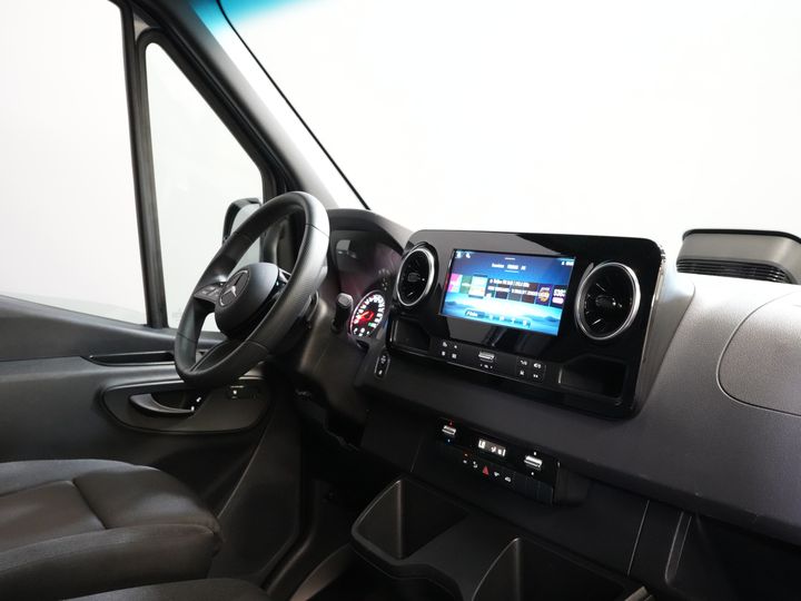 Mercedes-Benz Sprinter Van 317 CDI авт. L2H2 LED/ Сидіння тверд./ Гев.стілець/ 270гр.доп.обладнання/ Навігатор/ Камера/ PDC/ Круїз/ Airco
