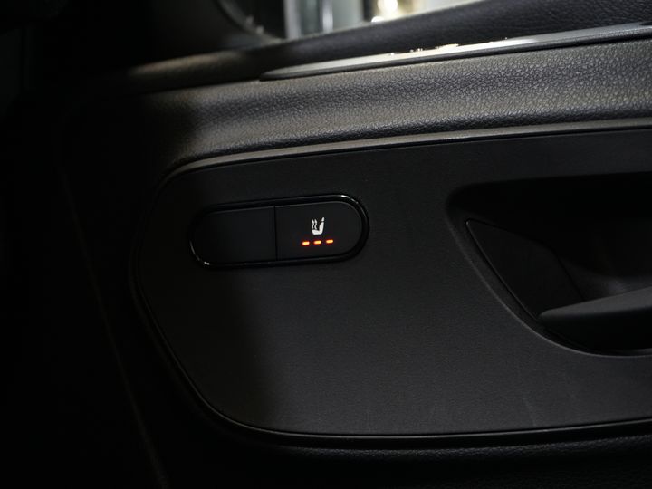 Mercedes-Benz Sprinter Van 317 CDI авт. L2H2 LED/ Сидіння тверд./ Гев.стілець/ 270гр.доп.обладнання/ Навігатор/ Камера/ PDC/ Круїз/ Airco