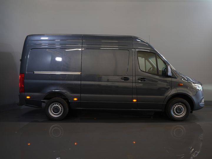 Mercedes-Benz Sprinter Van 317 CDI авт. L2H2 LED/ Сидіння тверд./ Гев.стілець/ 270гр.доп.обладнання/ Навігатор/ Камера/ PDC/ Круїз/ Airco