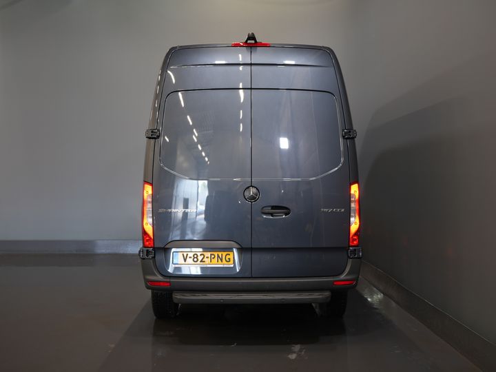 Mercedes-Benz Sprinter Van 317 CDI авт. L2H2 LED/ Сидіння тверд./ Гев.стілець/ 270гр.доп.обладнання/ Навігатор/ Камера/ PDC/ Круїз/ Airco
