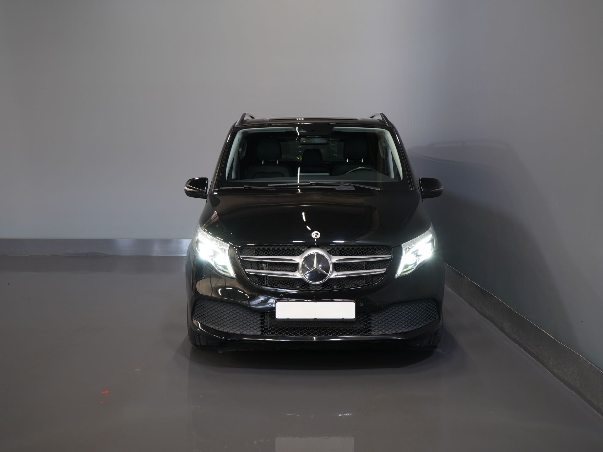 Mercedes-Benz V-Klasse Van 300d Aut. XL L3 Avantgarde Edition DC Double Cab BPM FREE! 2xElek.Schiebetür/ Leder/ LED/ Standkachel/ Carplay/ Afn.Trekhaak/