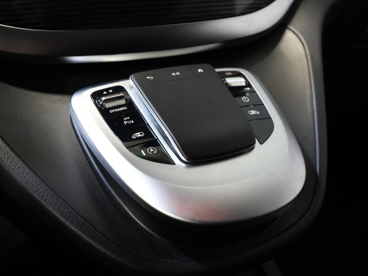 Mercedes-Benz V-Klasse Van 300d Aut. XL L3 Avantgarde Edition DC Double Cab BPM FREE! 2xElek.Schiebetür/ Leder/ LED/ Standkachel/ Carplay/ Afn.Trekhaak/