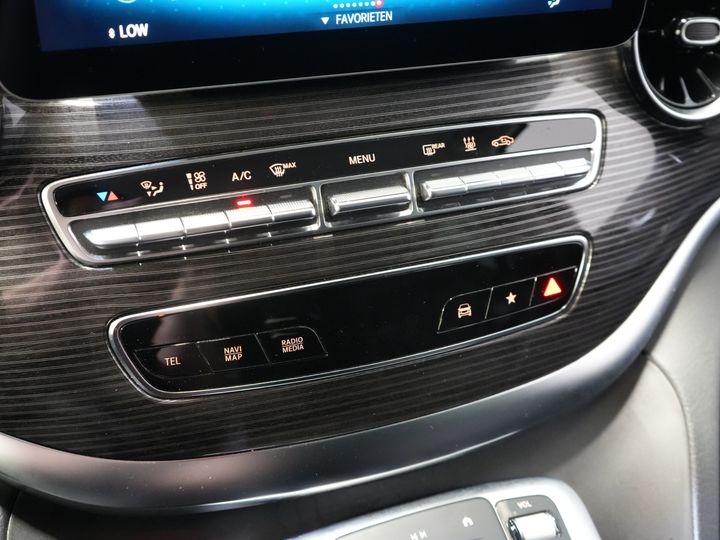 Mercedes-Benz V-Klasse Van 300d Aut. XL L3 Avantgarde Edition DC Double Cab BPM FREE! 2xElek.Schiebetür/ Leder/ LED/ Standkachel/ Carplay/ Afn.Trekhaak/