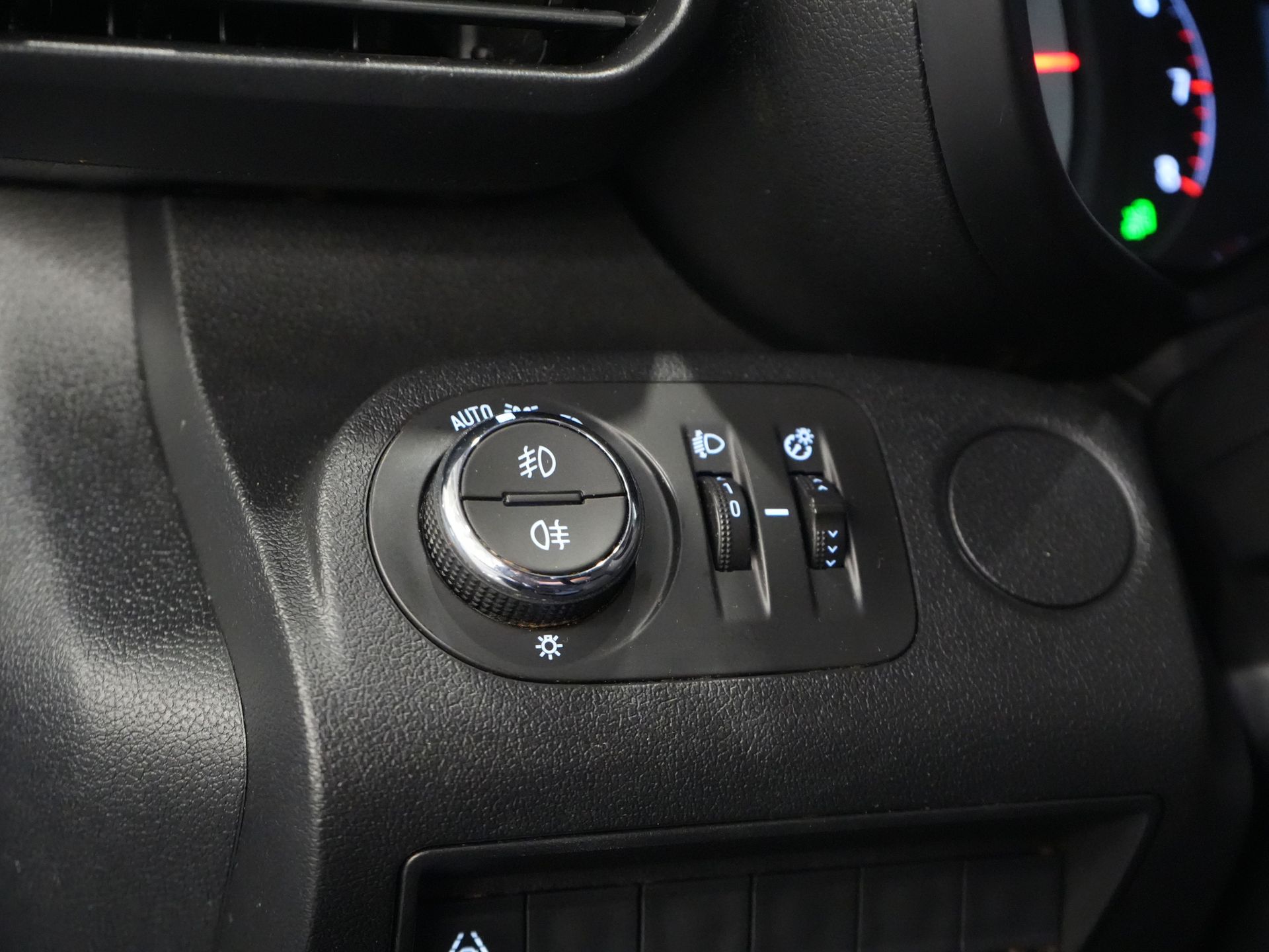 Opel Combo Van 1.5D 130 к.с. Авт. L2 BPM БЕЗКОШТОВНО! Carplay/ камера/ круїз/ PDC V+A