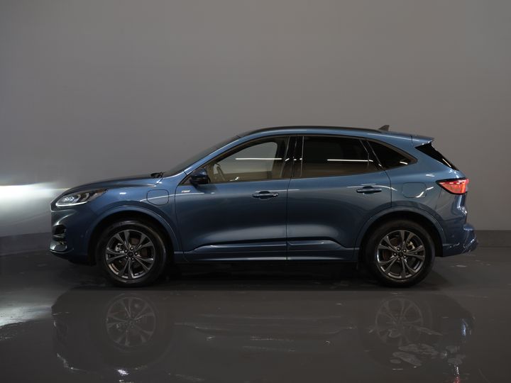 Ford Kuga SUV 2.5 PHEV 225 pk ST-Line LED/ Head-Up/ Adapt.cruise/ Standkachel/ Keyless/ Elek.klep/ Stoelverw/ Stuurverw./ Carplay/ Navi/ Clima