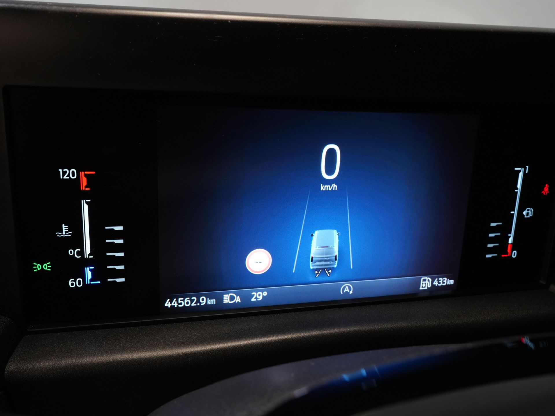 Ford Transit Custom Bestelbus 2.0 TDCI 136 pk L2 Trend LED/ Carplay/ Camera/ Climate/ PDC/ Cruise