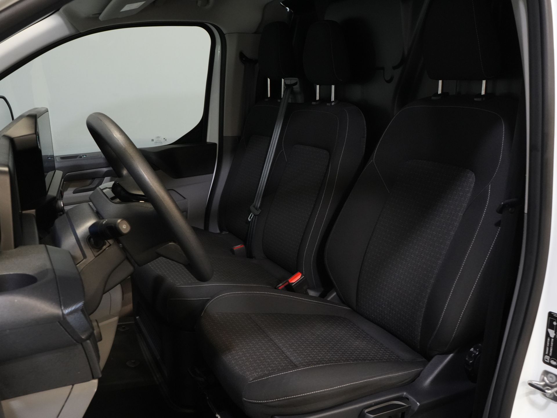 Ford Transit Custom Bestelbus 2.0 TDCI 136 pk L2 Trend LED/ Carplay/ Camera/ Climate/ PDC/ Cruise