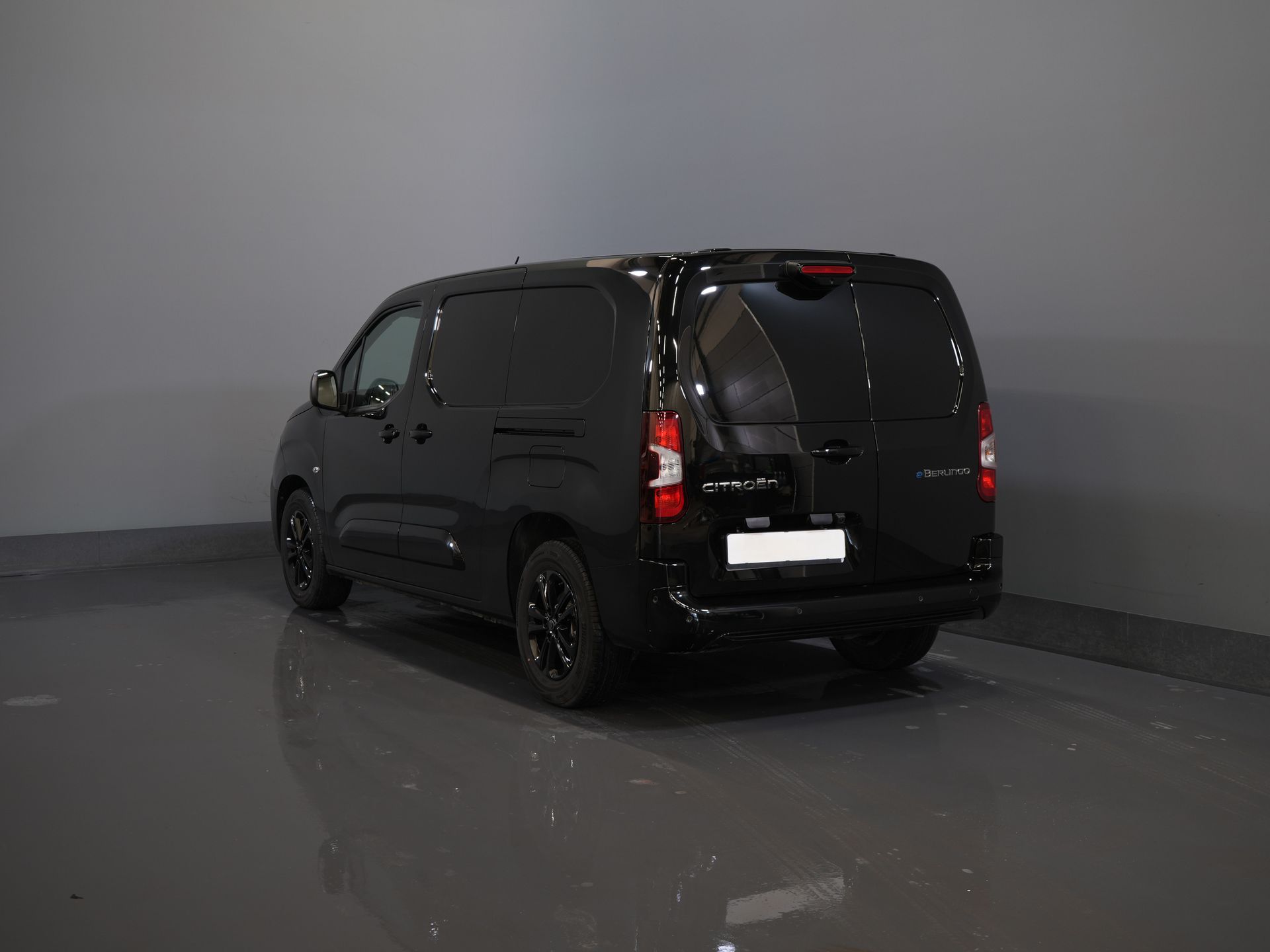 Citroën E-Berlingo Furgón 50 kWh 335 km WLTP L2 2x Puerta corredera/ Cargador rápido/ 3 Pers./ Llave/ Adapt.Cruise/ Navi/ Carplay/ Cámara/ LMV/ PDC/ Airco