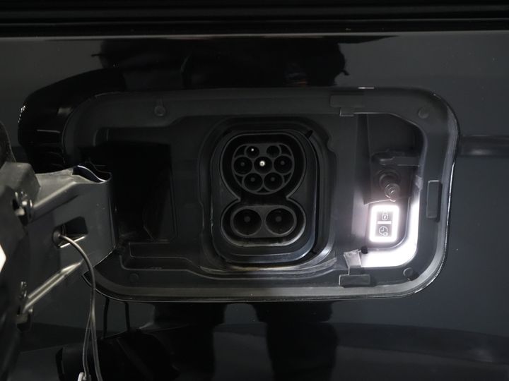 Citroën E-Berlingo Furgón 50 kWh 335 km WLTP L2 2x Puerta corredera/ Cargador rápido/ 3 Pers./ Llave/ Adapt.Cruise/ Navi/ Carplay/ Cámara/ LMV/ PDC/ Airco