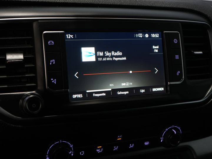 Opel Vivaro Van 2.0 CDTI 125 PS DC Doppelkabine Carplay/ 6 Pers./ Cruise/ Kamera/ PDC V+A/ Anhängerkupplung/ NL Auto