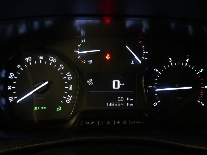 Opel Vivaro Van 2.0 CDTI 125 PS DC Doppelkabine Carplay/ 6 Pers./ Cruise/ Kamera/ PDC V+A/ Anhängerkupplung/ NL Auto