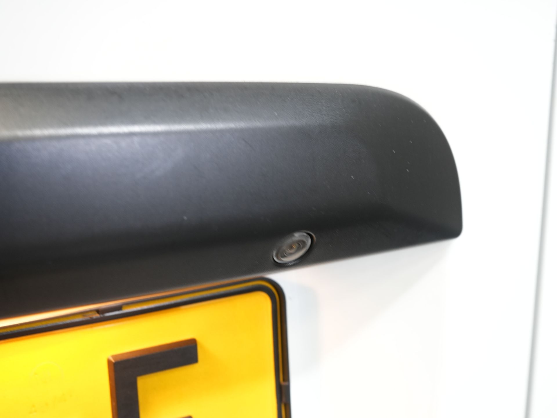 Opel Vivaro Van 2.0 CDTI 125 PS DC Doppelkabine Carplay/ 6 Pers./ Cruise/ Kamera/ PDC V+A/ Anhängerkupplung/ NL Auto