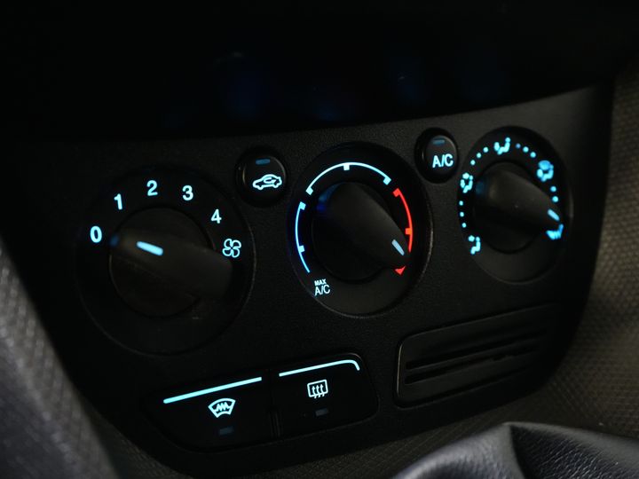 Ford Transit Connect Furgone 1.6 TDCI 100 CV L2 Trend BPM GRATIS! 3 Pers./ Airco/ NL Car/ Gancio di traino