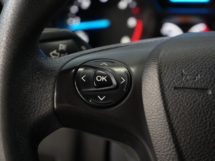 Ford Transit Connect Furgone 1.6 TDCI 100 CV L2 Trend BPM GRATIS! 3 Pers./ Airco/ NL Car/ Gancio di traino