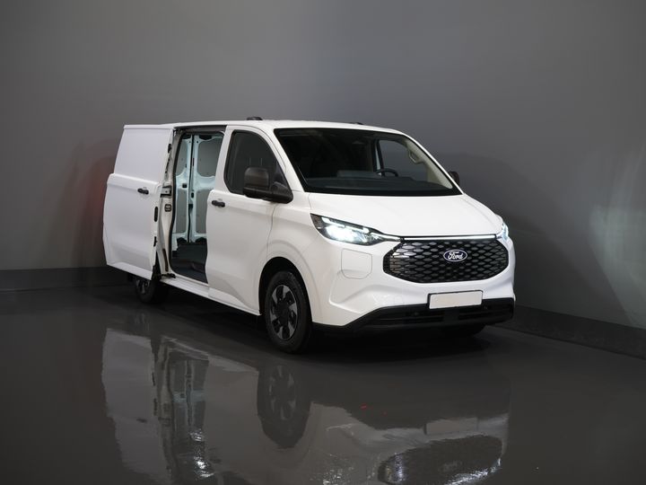Ford E-Transit Custom Furgoneta 320 Trend 65 kWh 330 km WLTP LED/ Încărcător rapid/ 2,3 t Capacitate de remorcare/ Scaune încălzite/ Carplay/ Climatizare/ Cameră/ PDC/ Cruise control
