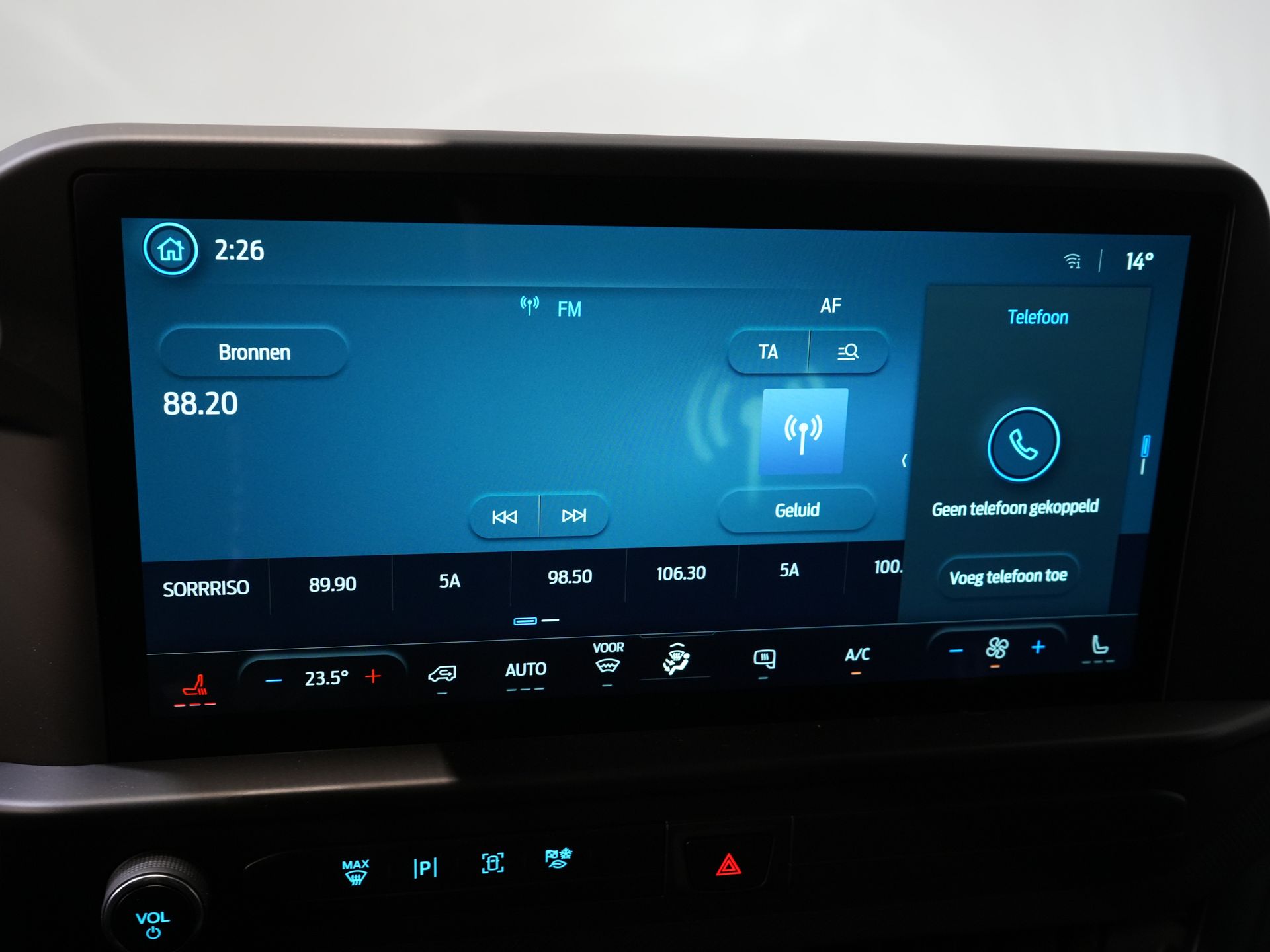 Ford E-Transit Custom Furgoneta 320 Trend 65 kWh 330 km WLTP LED/ Încărcător rapid/ 2,3 t Capacitate de remorcare/ Scaune încălzite/ Carplay/ Climatizare/ Cameră/ PDC/ Cruise control