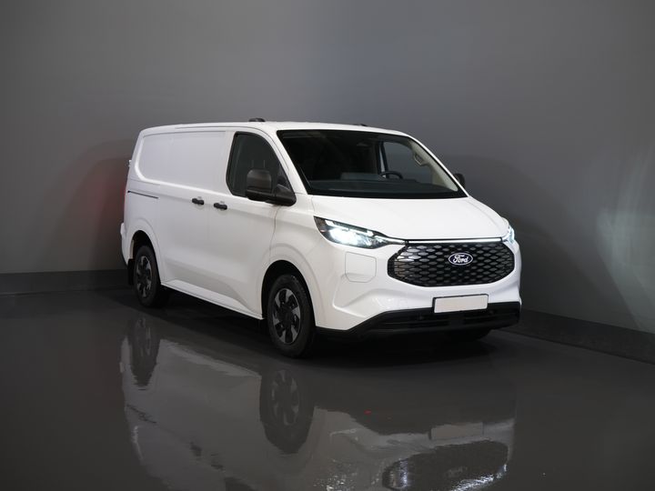Ford E-Transit Custom Bestelbus 320 Trend 65 kWh 330 km WLTP LED/ Snellader/ 2.3t Trekverm./ Stoelverw./ Carplay/ Climate/ Camera/ PDC/ Cruise