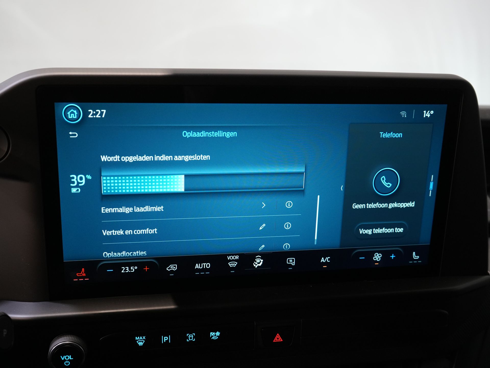 Ford E-Transit Custom Furgoneta 320 Trend 65 kWh 330 km WLTP LED/ Încărcător rapid/ 2,3 t Capacitate de remorcare/ Scaune încălzite/ Carplay/ Climatizare/ Cameră/ PDC/ Cruise control