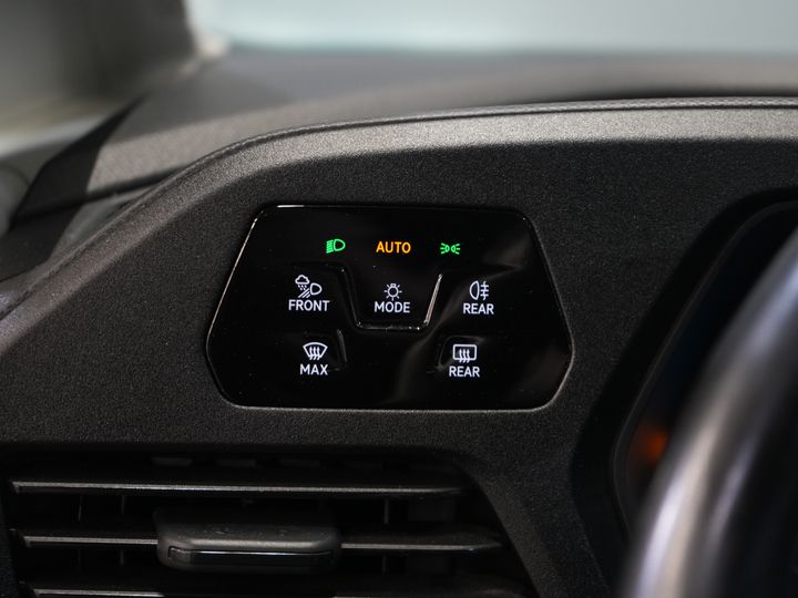 Volkswagen Caddy Cargo Van 2.0 TDI Aut. 125 CV 1ª Edición/ Adapt. Cruise/ LED/ Calefacción de pie/ Carplay/ LMV/ Gancho de remolque/ Cámara/ PDC V+A/