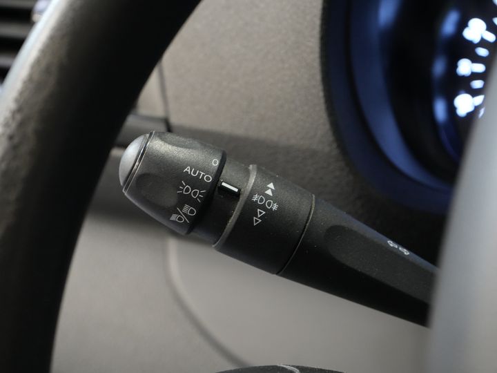 Citroën Jumpy Van 1.6 HDI L2 BPM GRATUIT ! Galerie de toit/ Alarme III/ Croisière/ Barre de remorquage/ PDC/ Airco