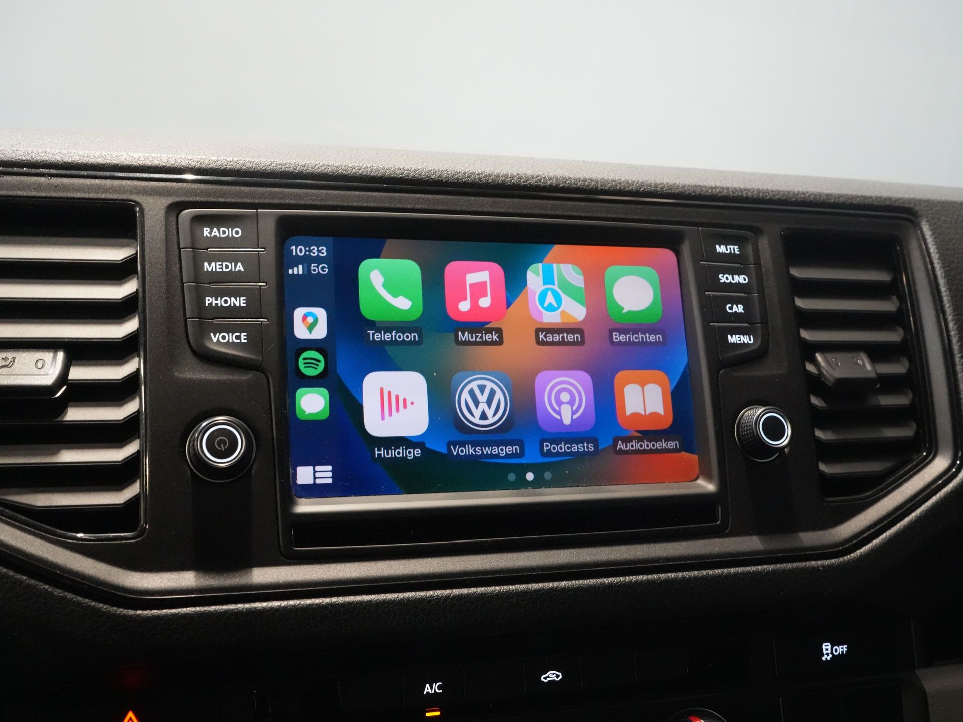 Volkswagen Crafter Van 2.0 TDI L3H2 Gev.stoel/ CarPlay/ Kamera/ Cruise/ Airco/ 270Gr. Türen