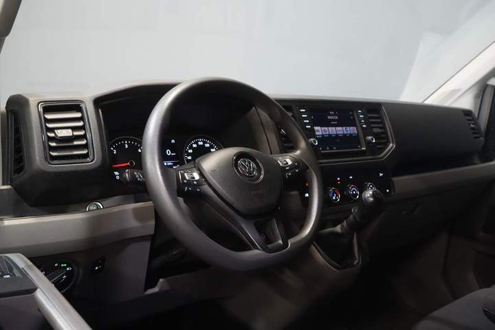 Volkswagen Crafter Van 2.0 TDI L3H2 Gev.stoel/ CarPlay/ Kamera/ Cruise/ Airco/ 270Gr. Türen