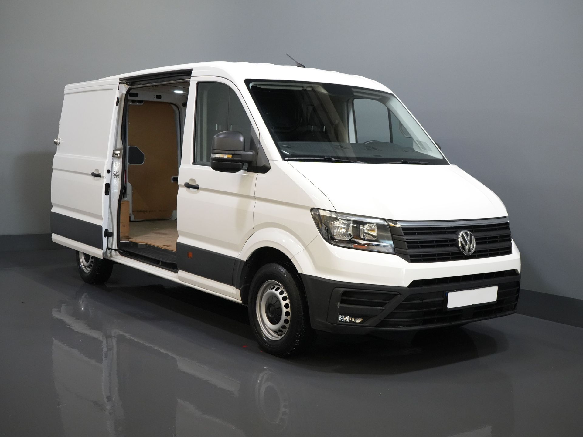 Volkswagen Crafter Van 2.0 TDI L3H2 Gev.stoel/ CarPlay/ Kamera/ Cruise/ Airco/ 270Gr. Türen