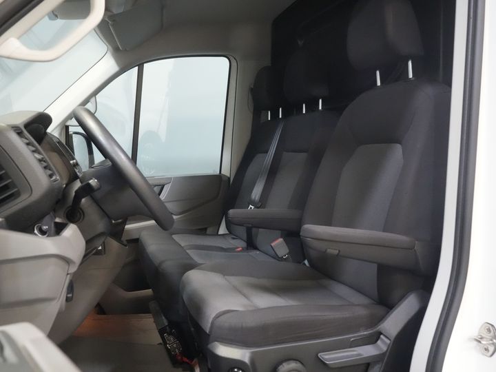 Volkswagen Crafter Van 2.0 TDI L3H2 Gev.stoel/ CarPlay/ Kamera/ Cruise/ Airco/ 270Gr. Türen