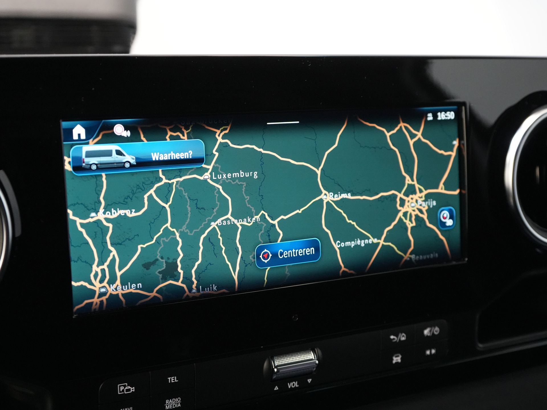 Mercedes-Benz Sprinter Van 317 CDI Aut. L2H2 BPM FREE! Elektrischer Sitz/ 270 Türen/ Sitzheizung/ Navi/ Kamera/ Cruise/ DAB