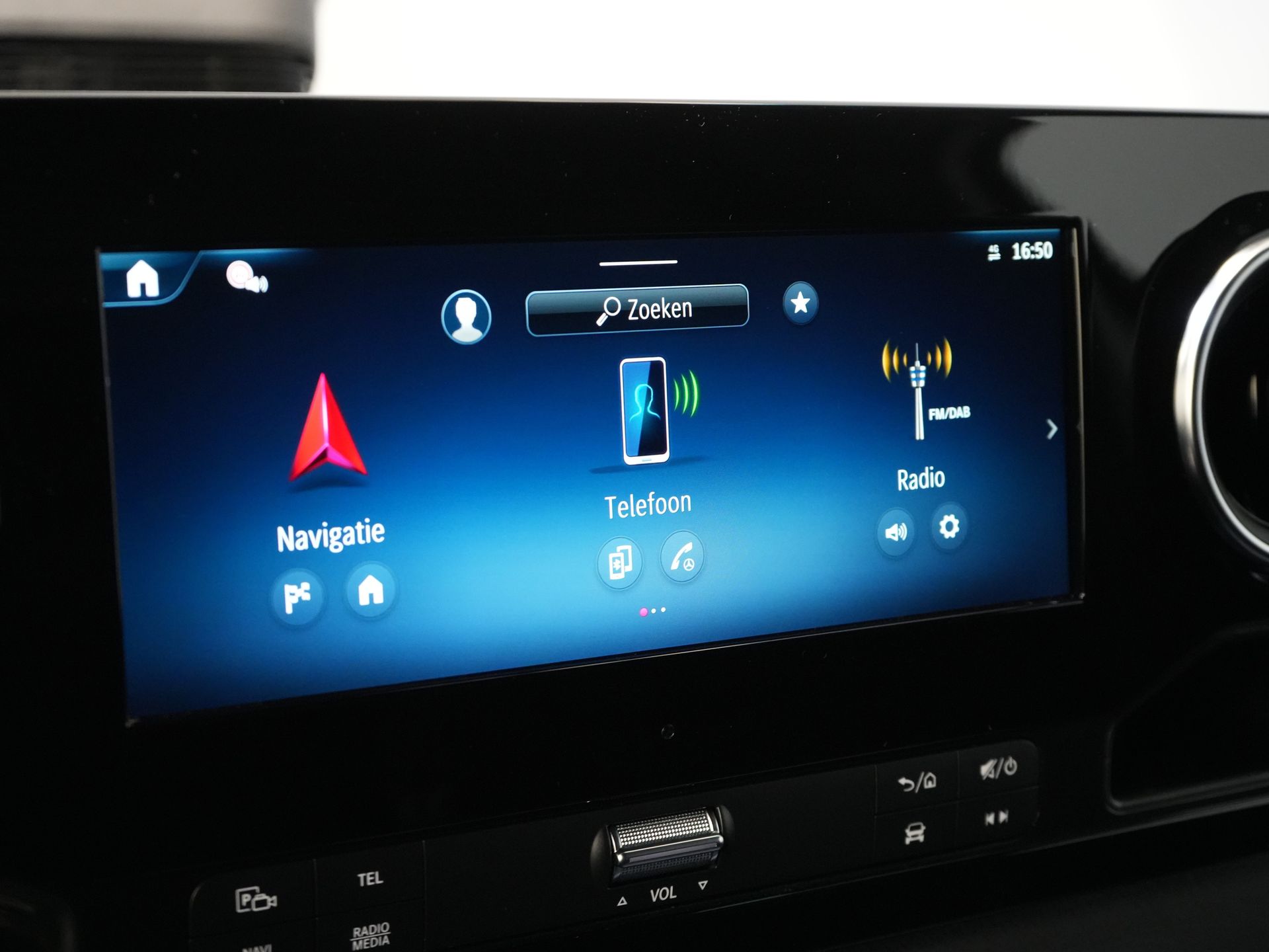 Mercedes-Benz Sprinter Van 317 CDI Aut. L2H2 BPM FREE! Elektrischer Sitz/ 270 Türen/ Sitzheizung/ Navi/ Kamera/ Cruise/ DAB