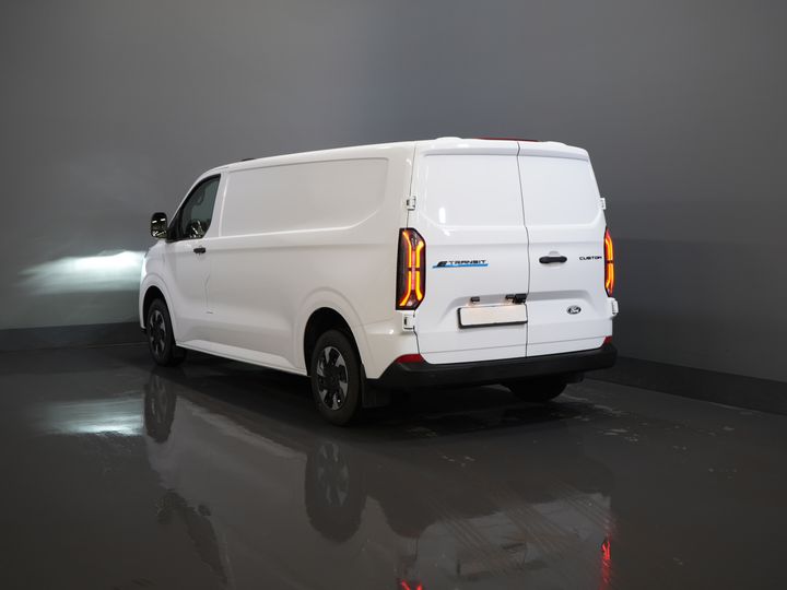 Ford E-Transit Custom Vans 65 кВт/год L2 330 км WLTP LED/ Підлоговий обігрівач/ Швидка зарядка/ 2.3т буксирний пристрій/ Carplay/ Клімат/ Камера/ PDC/ Круїз