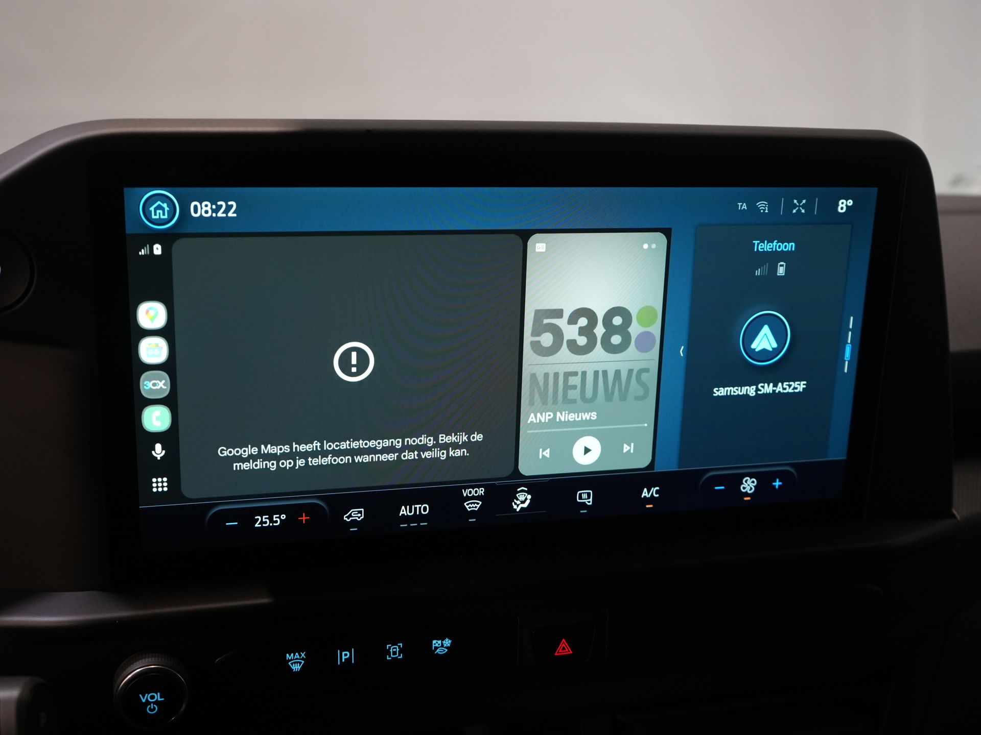 Ford E-Transit Custom Vans 65 кВт/год L2 330 км WLTP LED/ Підлоговий обігрівач/ Швидка зарядка/ 2.3т буксирний пристрій/ Carplay/ Клімат/ Камера/ PDC/ Круїз