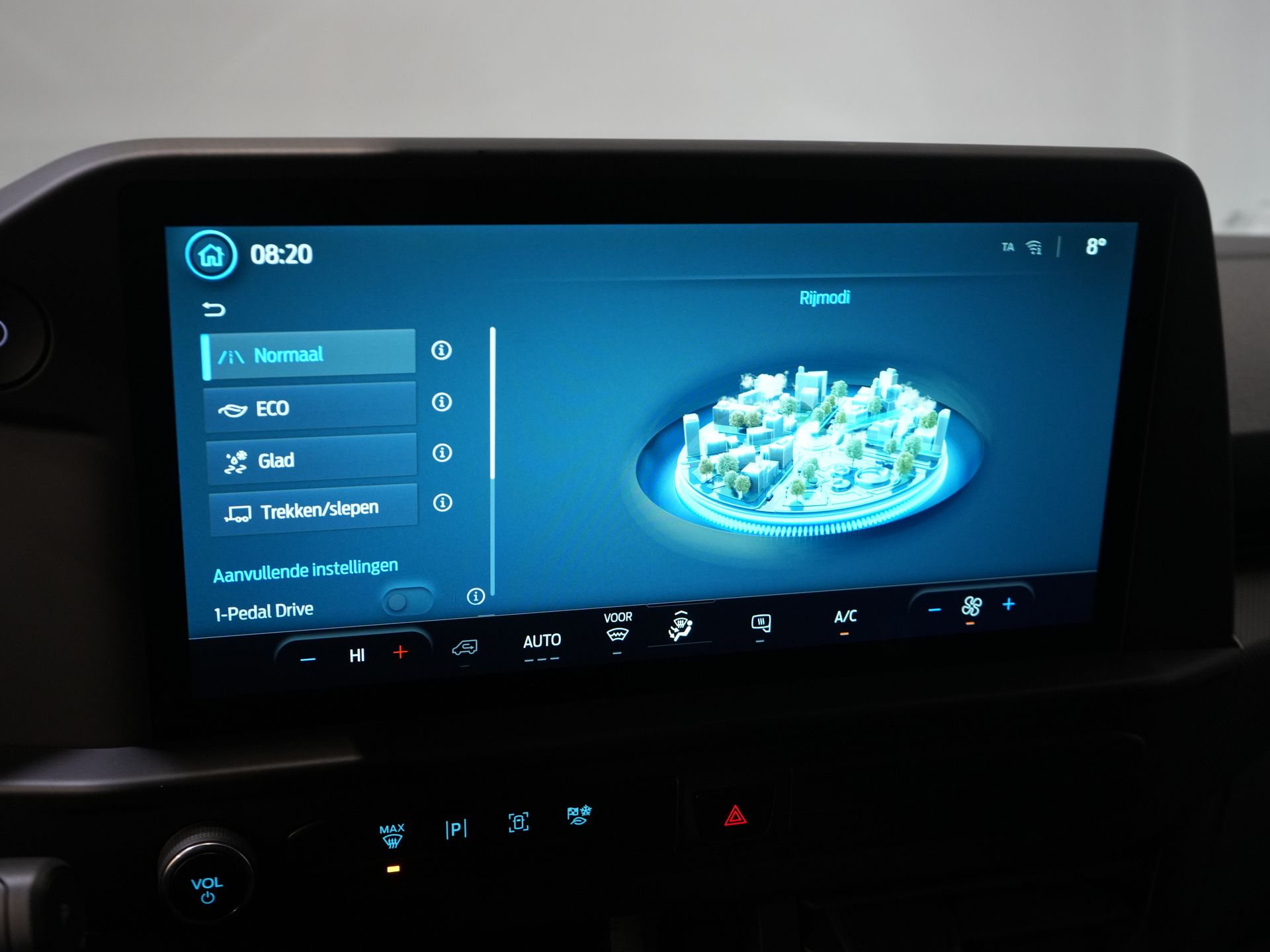 Ford E-Transit Custom Vans 65 кВт/год L2 330 км WLTP LED/ Підлоговий обігрівач/ Швидка зарядка/ 2.3т буксирний пристрій/ Carplay/ Клімат/ Камера/ PDC/ Круїз