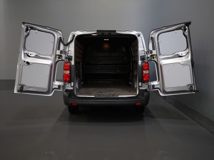 Fiat Scudo Bestelbus 2.0 MJ 145 pk L3 BPM VRIJ! Adapt.Cruise/ Climate/ Keyless/ Carplay/ Camera/ PDC